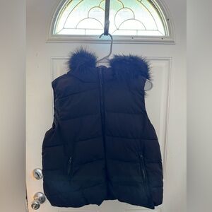 GAP Large Black Puffer Vest Faux Fur Hood Zip Pockets